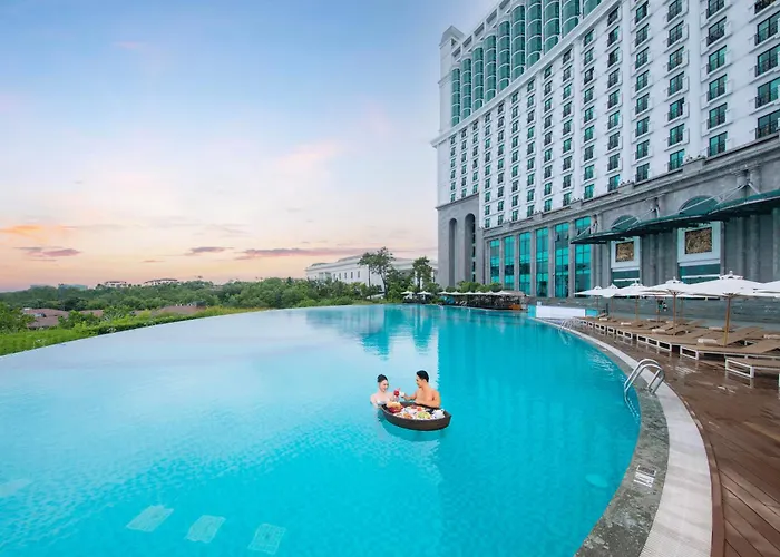 Flc Halong Bay Golf Club & Luxury Resort