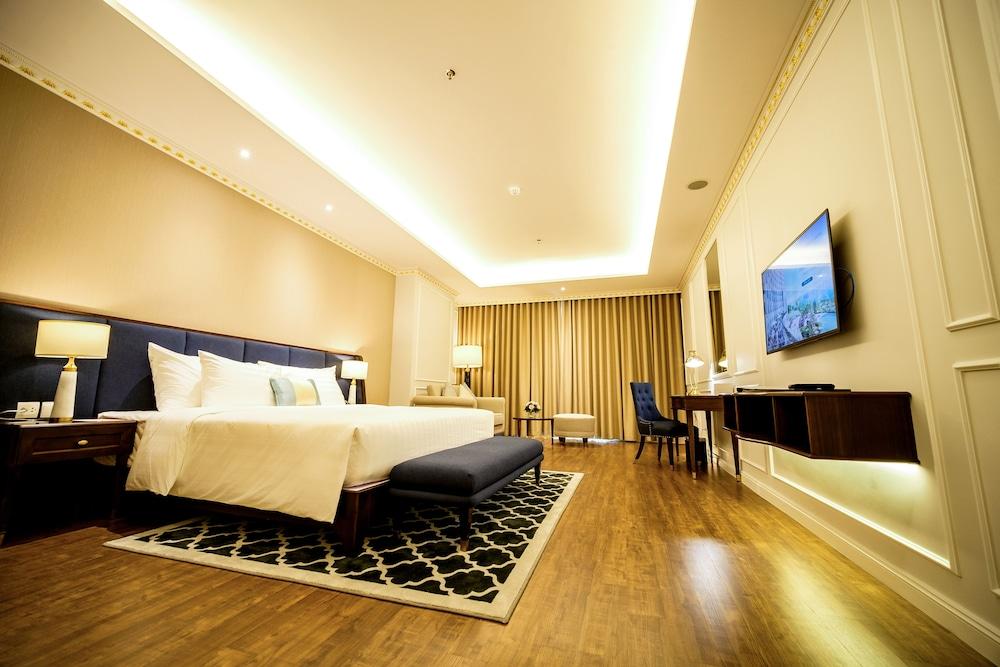 Flc Halong Bay Golf Club & Luxury 5*