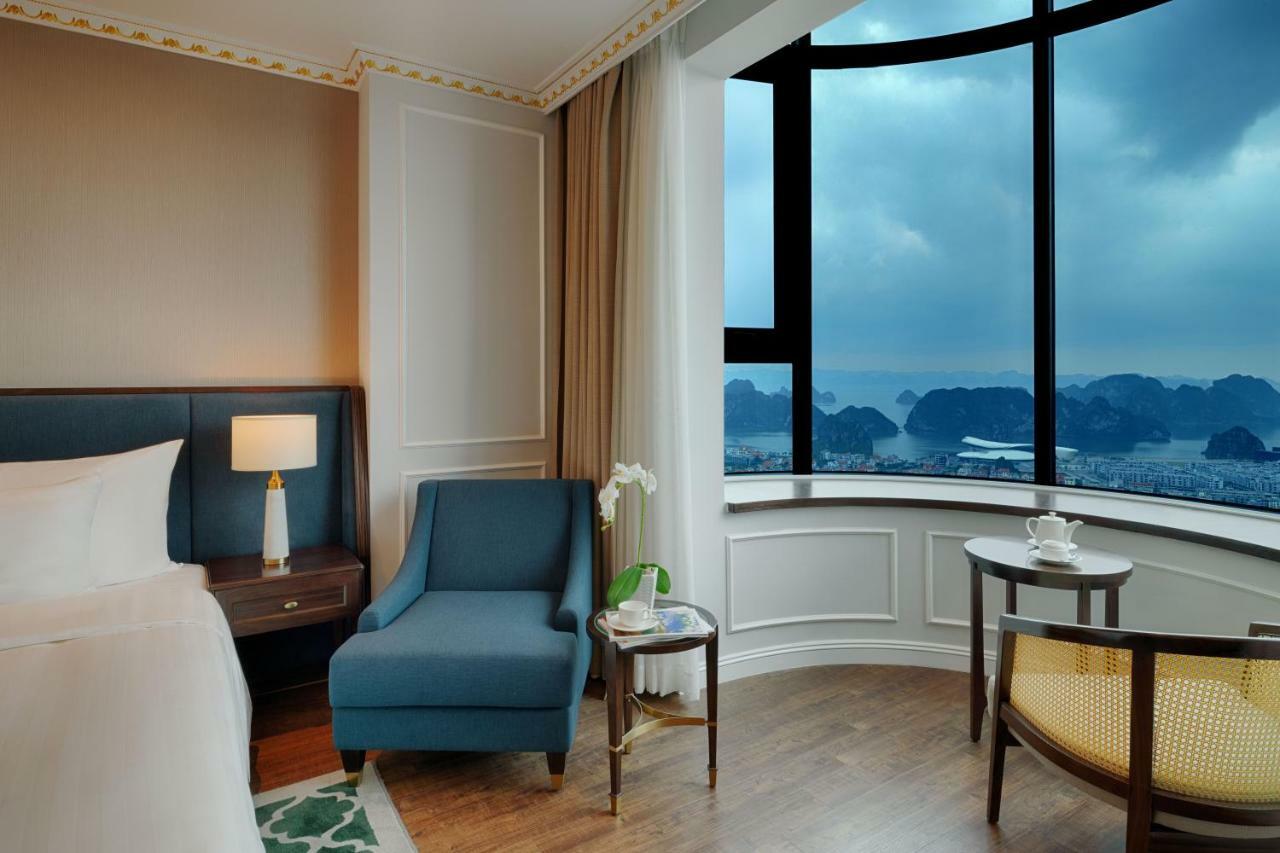 Flc Halong Bay Golf Club & Luxury